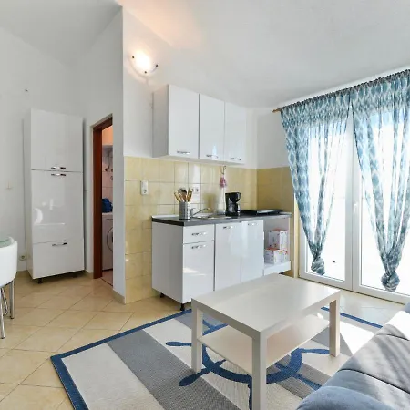 Apartment Jadran - Nin121 By Interhome